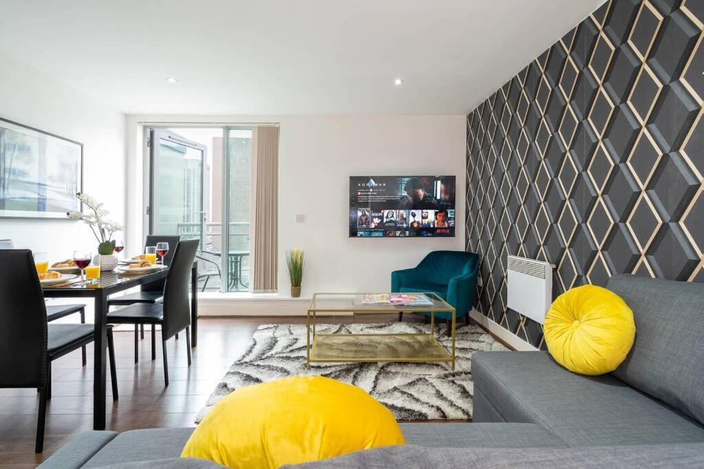 Appartement Centre 2bed - With Balcony & Parking